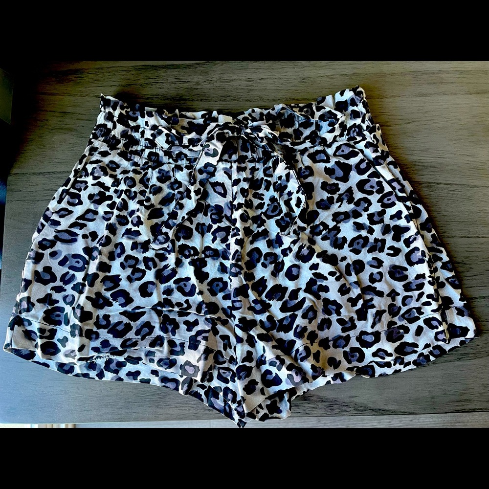 Ambiance Appraise high waisted black cheetah print shorts.